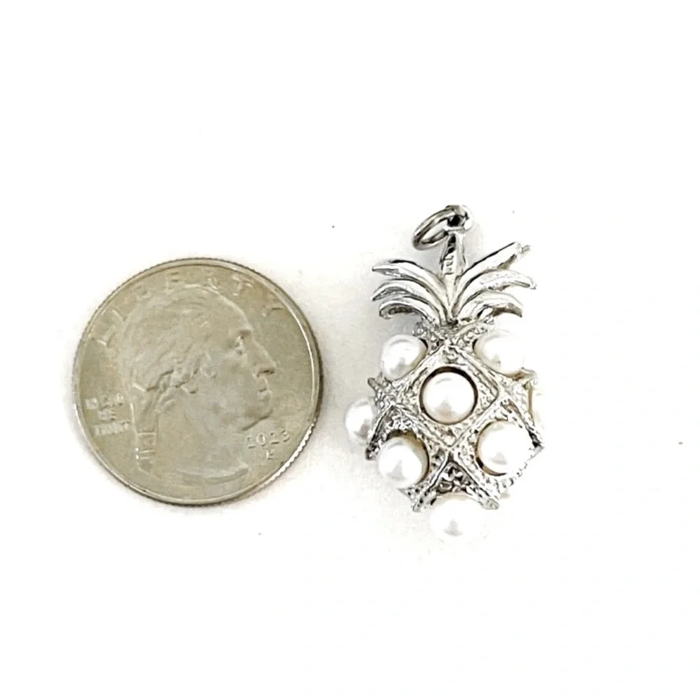 Vintage Pineapple Charm Faux Pearl Pendant Faux Pearl Silver